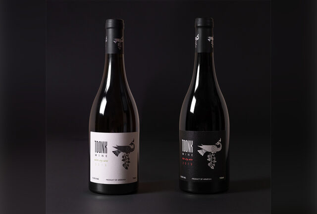 Toonk Wines: Naming & packaging